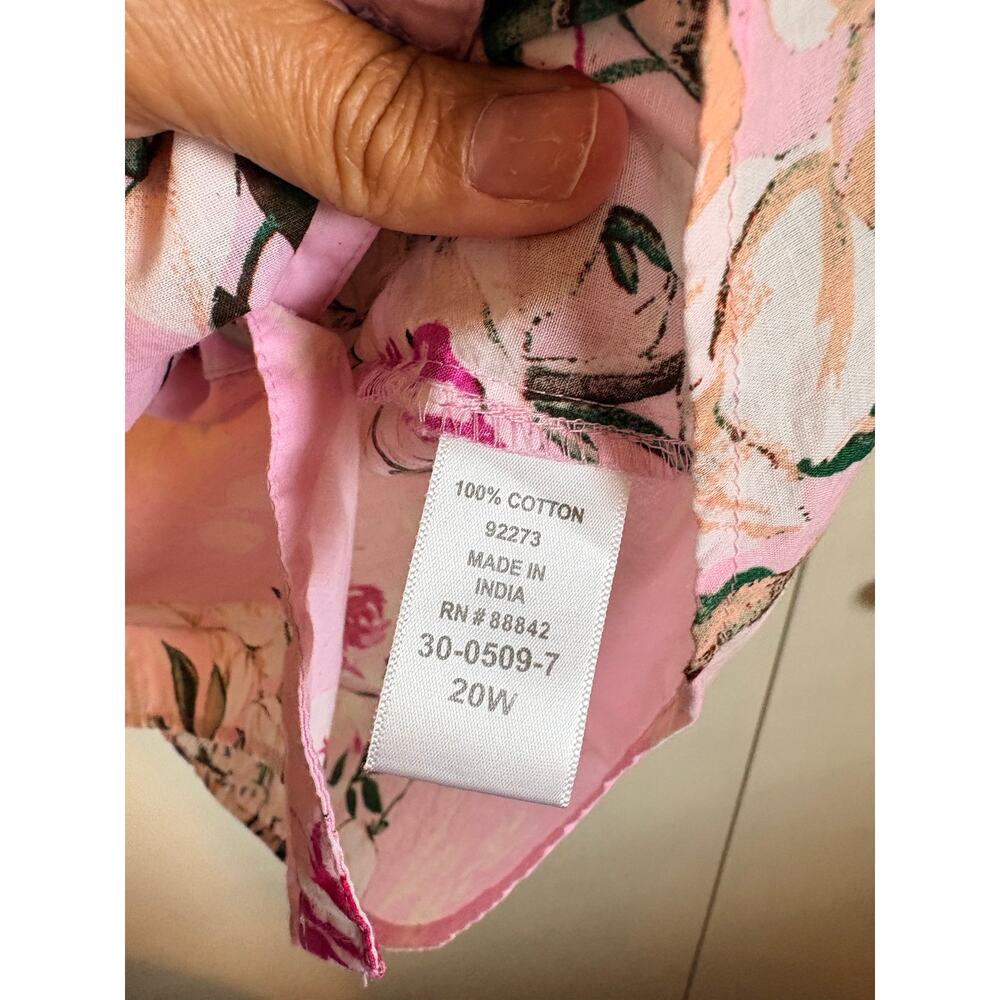 Roaman's Pink Floral Big Shirt Button Up Tunic Lightweight Pintuck Cotton 20w - Picture 8 of 9